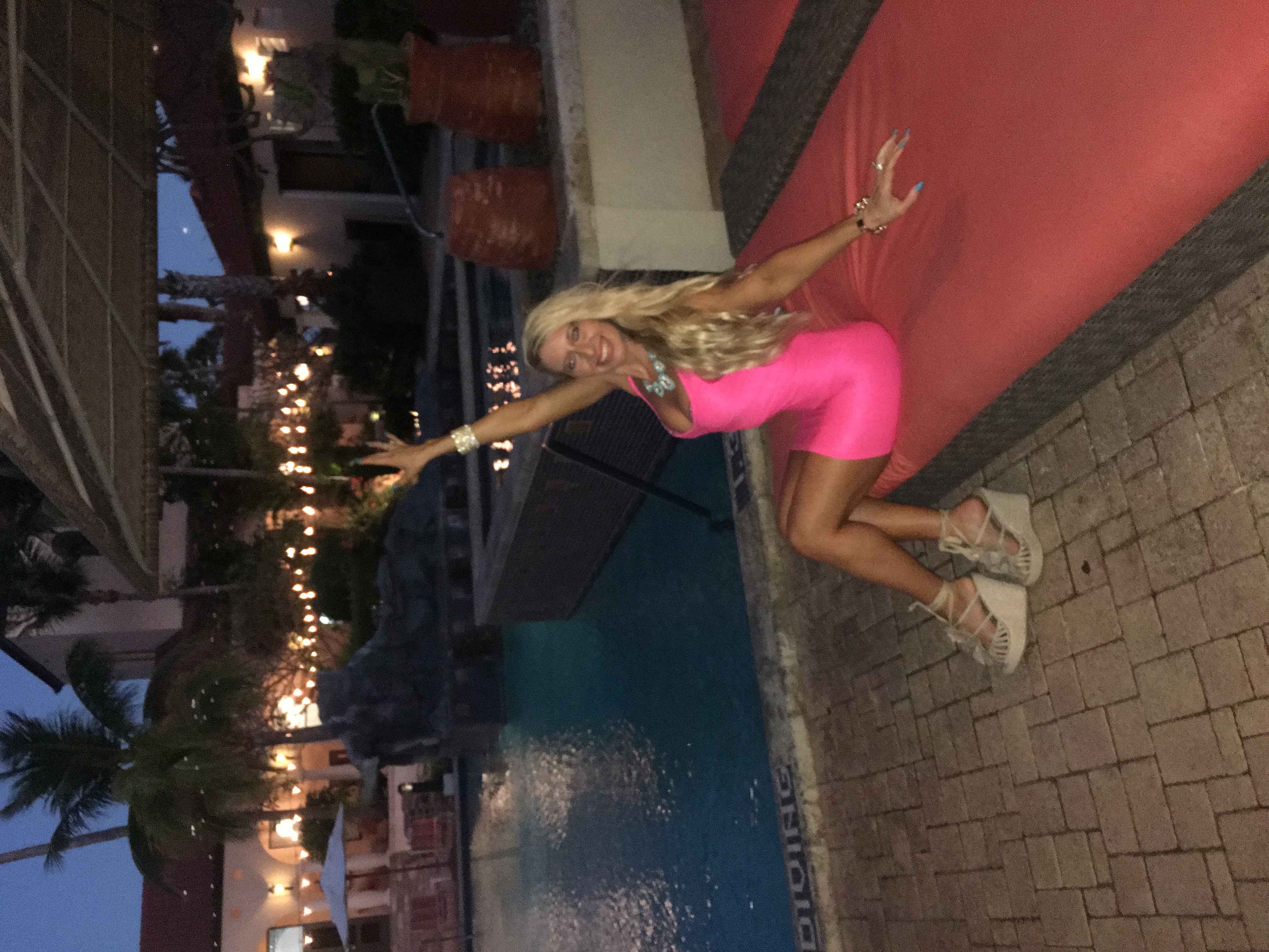 Shawn Rene Zimmerman pink Bebe dress fashion active lifestyle Aruba country club 